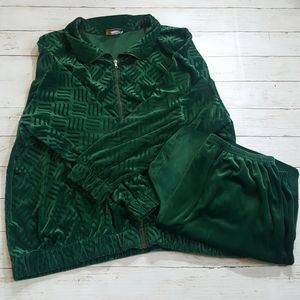 3x tracksuit